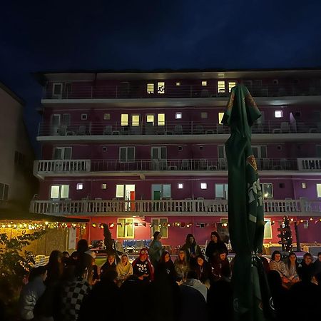Casa Barbie Costinesti Hostel Buitenkant foto