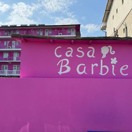 Casa Barbie Costinesti Hostel Buitenkant foto