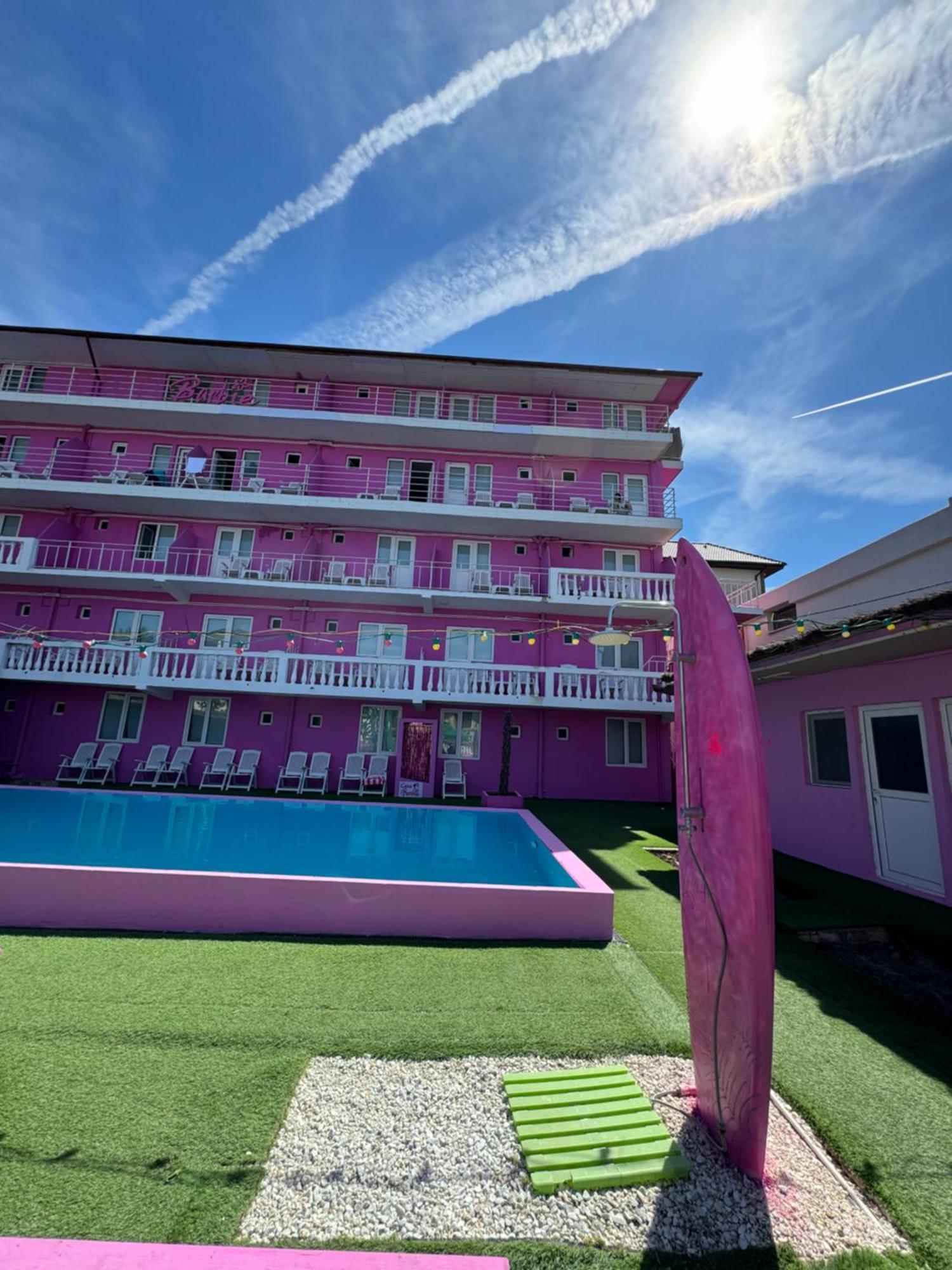 Casa Barbie Costinesti Hostel Buitenkant foto