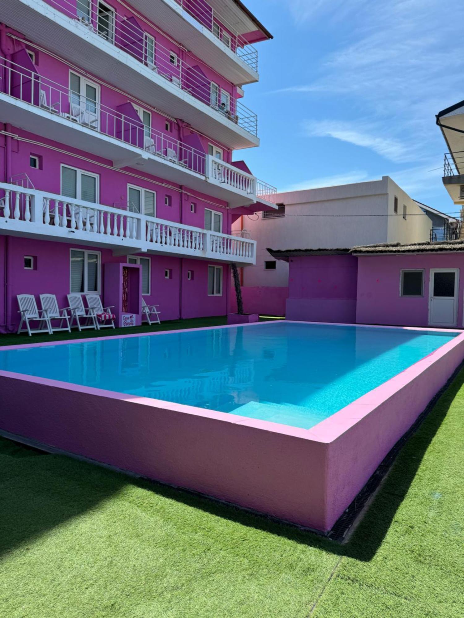 Casa Barbie Costinesti Hostel Buitenkant foto