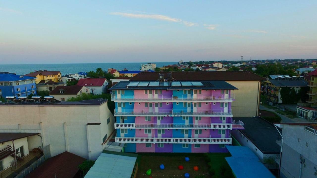 Casa Barbie Costinesti Hostel Buitenkant foto